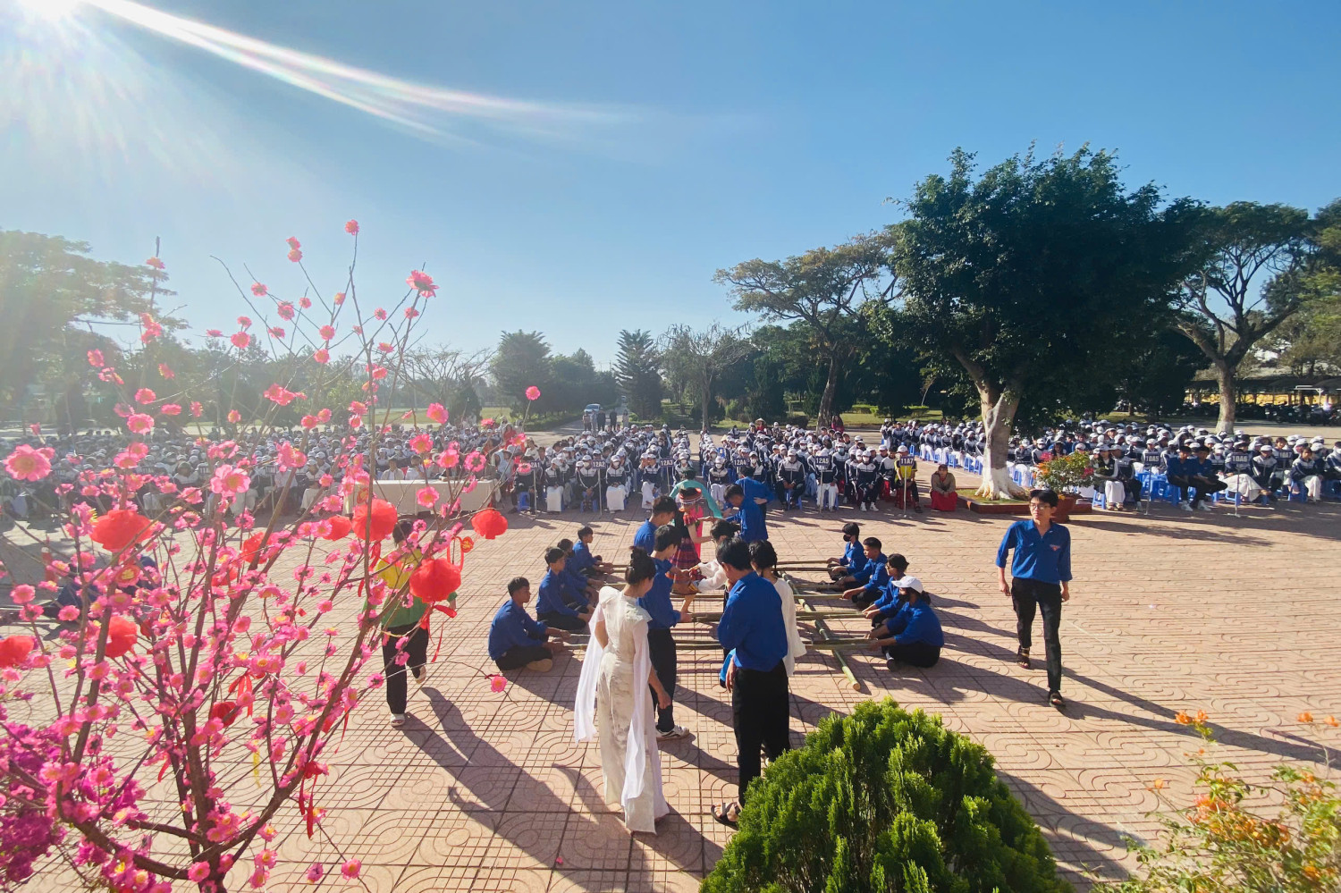 Một số hình ảnh ngoại khoá: