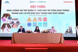 Tăng cường vai trò quản lý, giáo dục an toàn giao thông trong nhà trường