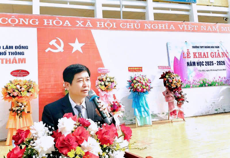 Hình T Trung