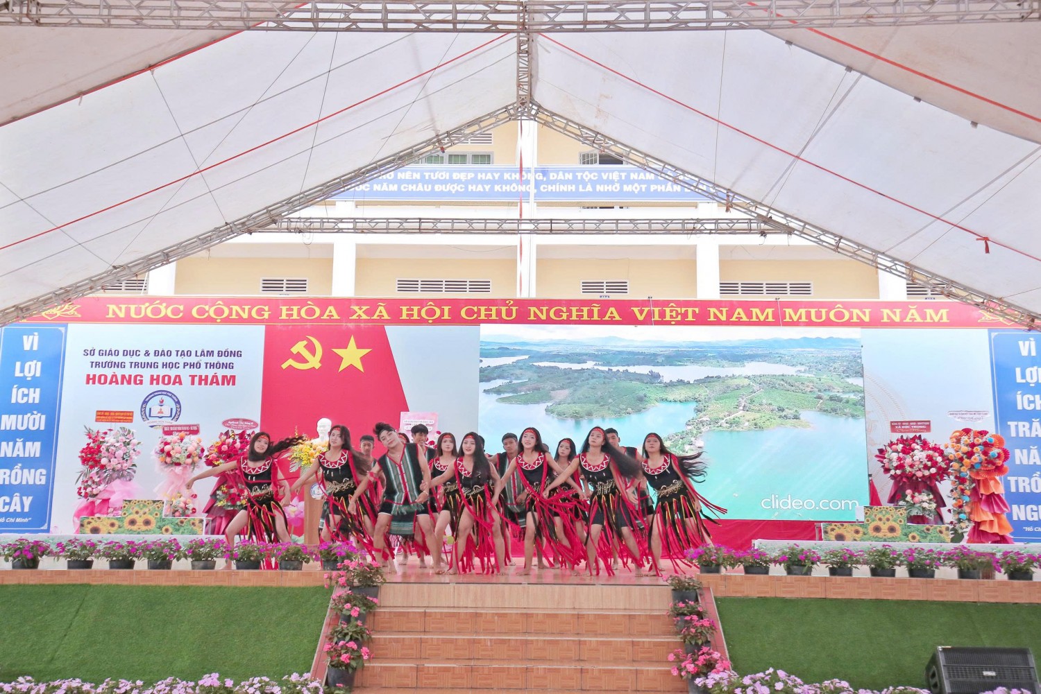 z7233829175580 694d6ad1be9757cdc53f9c9b2a26e57c